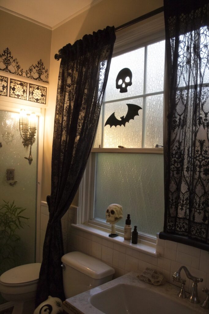 10 Halloween Bathroom Ideas That Are Surprisingly Spooky