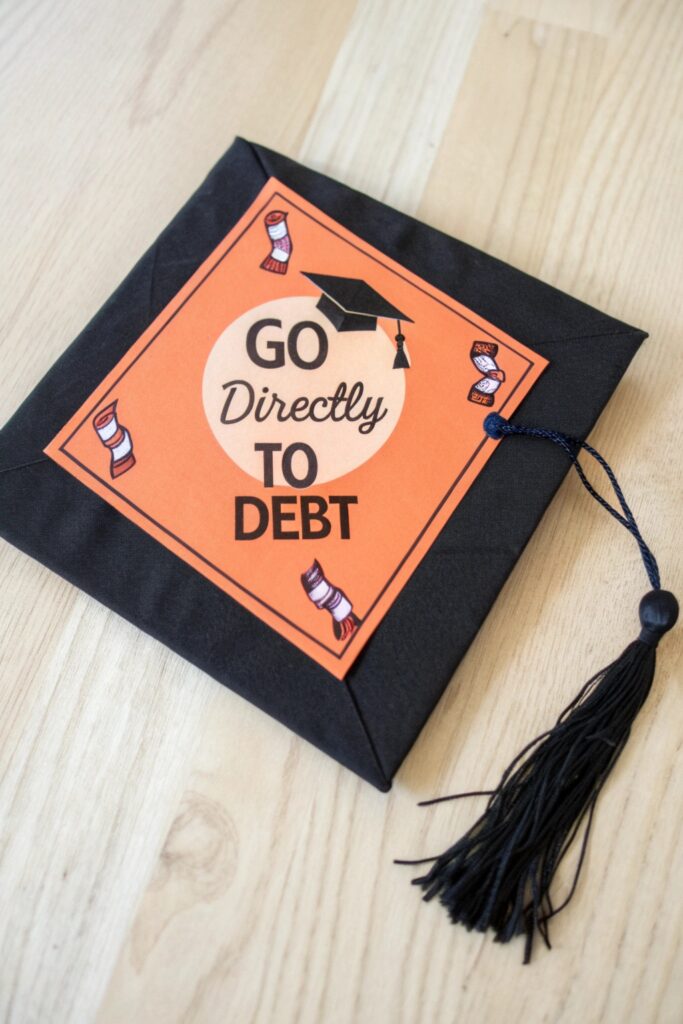 15 Creative Graduation Cap Ideas to Show Off Your Personality